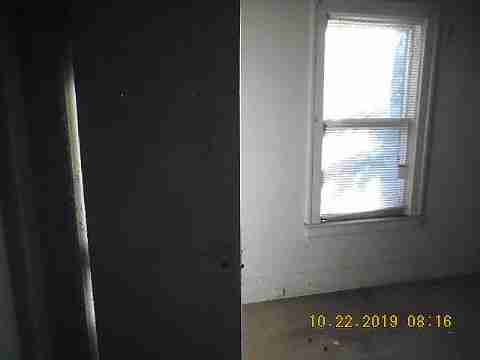 2675 Glendale (34)_m.jpg